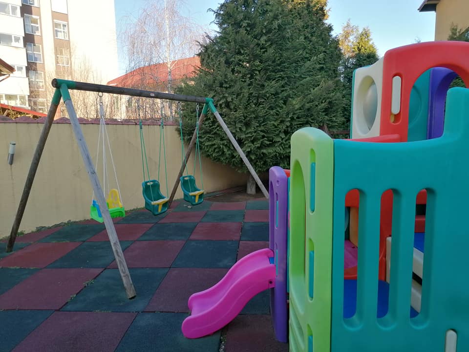 89692512_2673395229456663_6061011810360754176_n